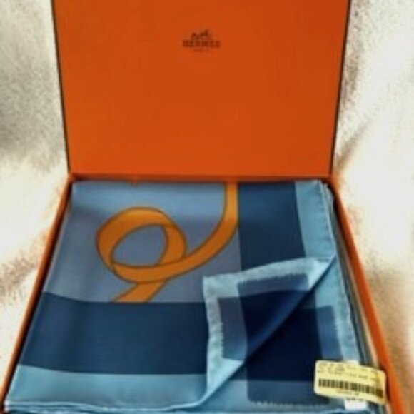 Hermes Paris 100% Silk Vintage Scarf with box NWT